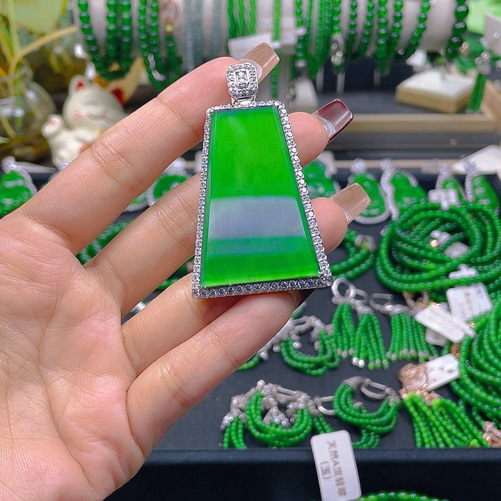 翡翠颈饰银S925镶嵌用****6一刀切无事牌