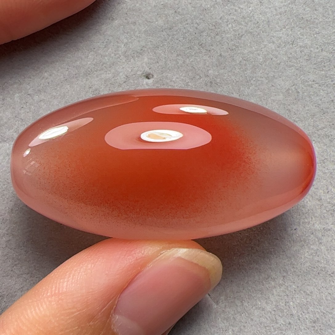 南红玛瑙吊坠未镶嵌