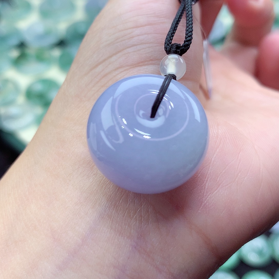 翡翠颈饰未镶嵌吊坠9。尺寸22.1-14.8