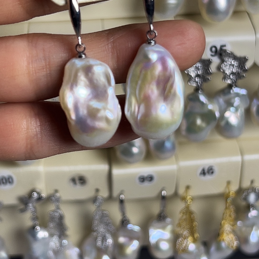 淡水珍珠耳饰未镶嵌