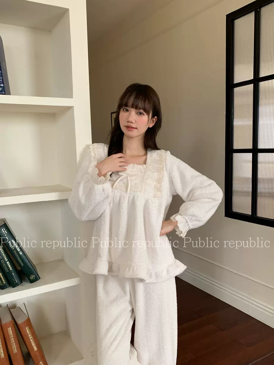 韩国Public republic冬季保暖加绒毛绒蕾丝花边方领套头家居服女