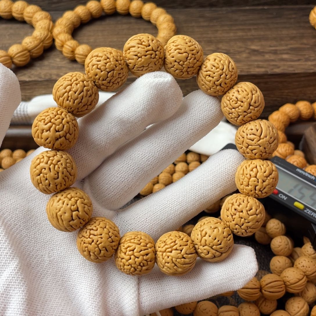 吊坠桃核盘锦肌肉