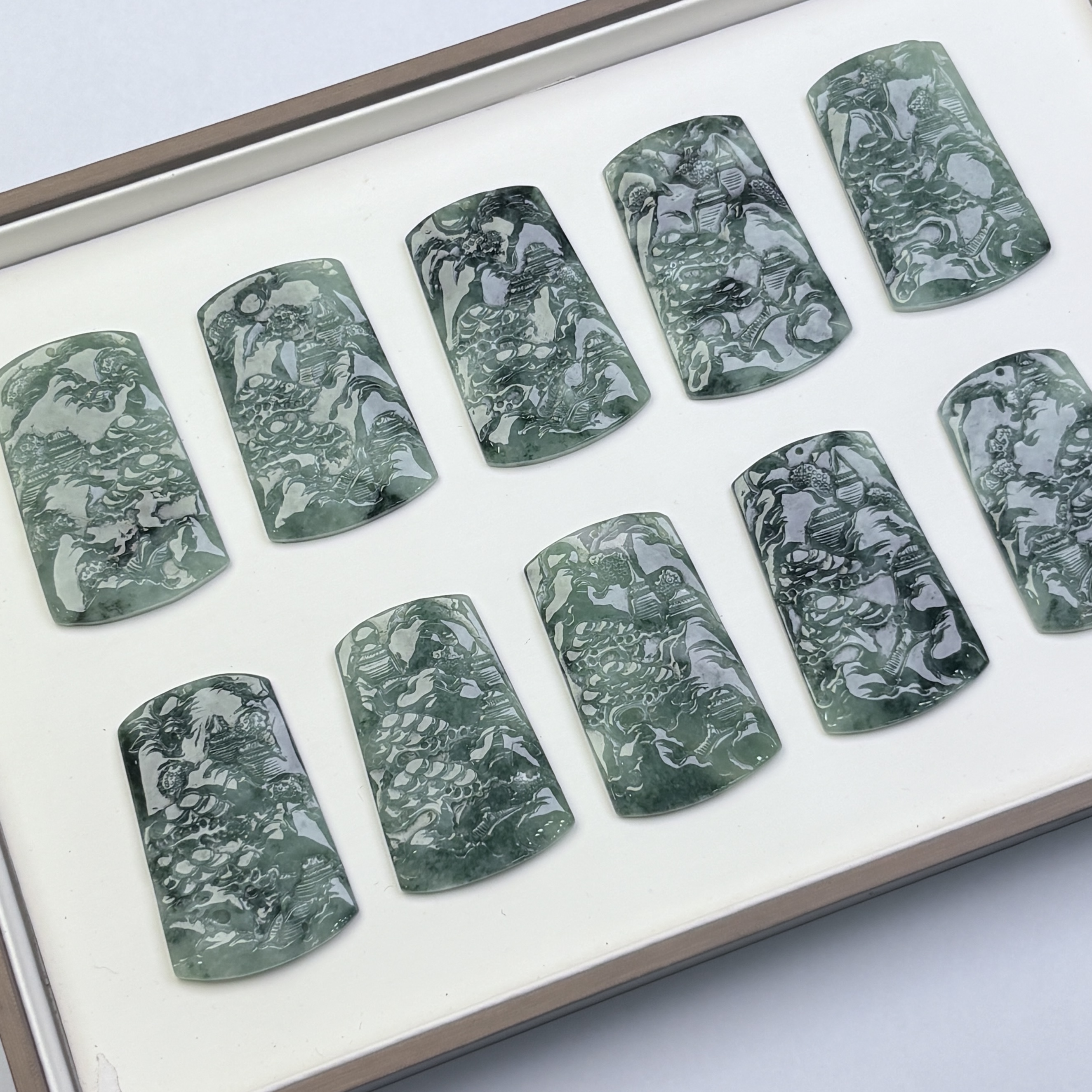 291586/天然缅甸翡翠A货山水吊坠  多样性一件发