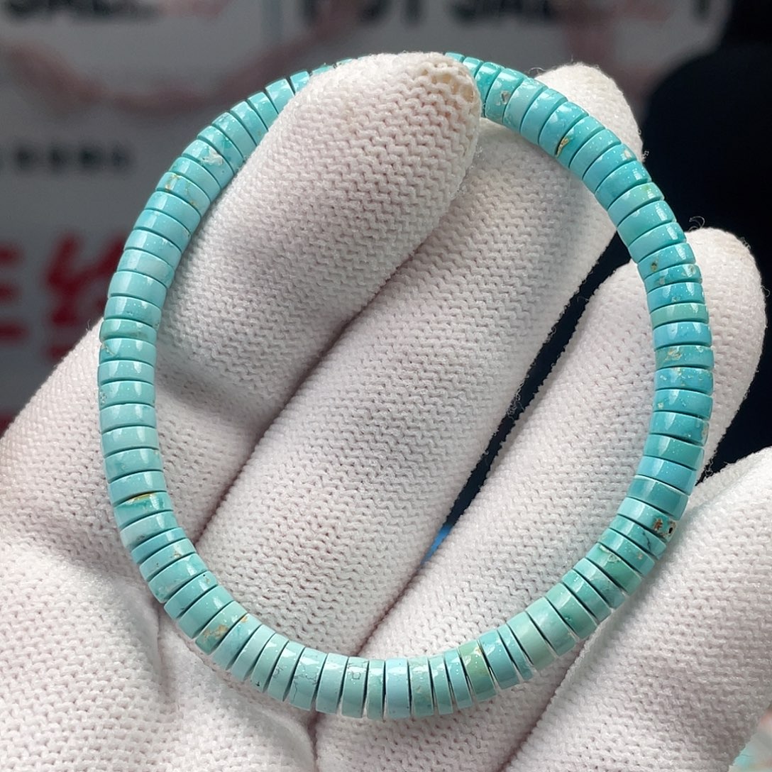 绿松石未镶嵌挂件