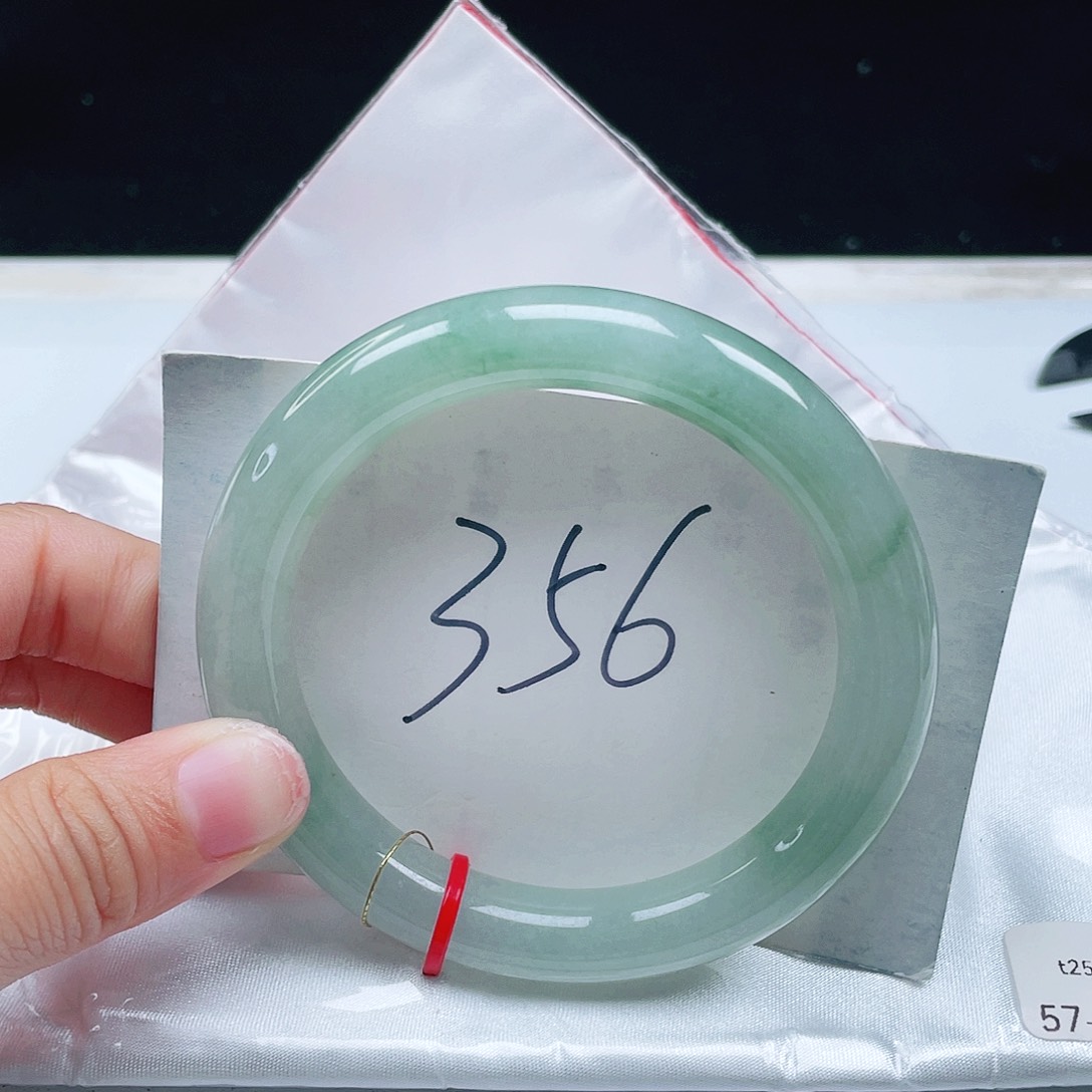 翡翠未镶嵌手镯57圆条