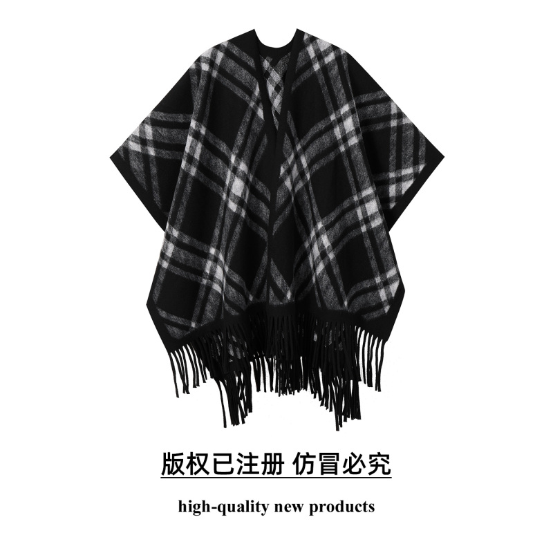 【SZ】大码女装2025冬季格纹流苏披肩斗篷式外套复古英伦风围巾