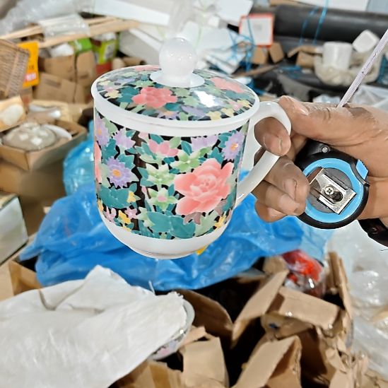 瓷片陶瓷盘子碗啥都有