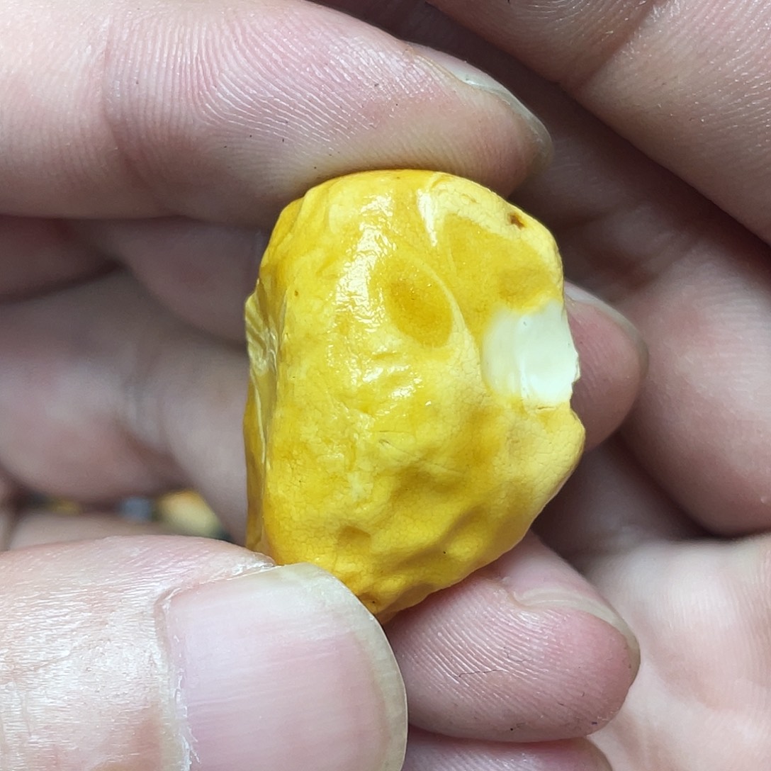 未镶嵌定制琥珀定制