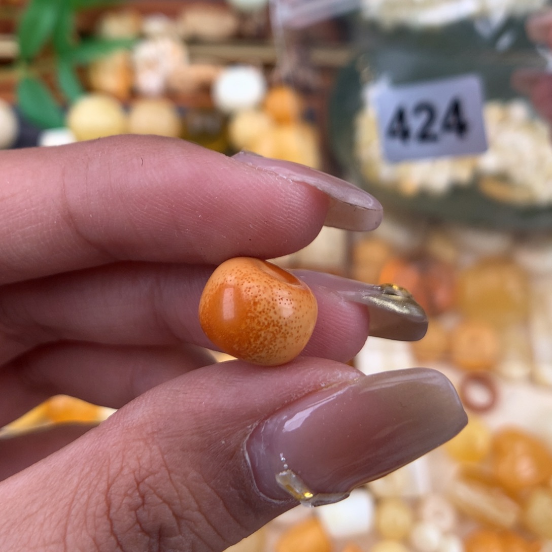 琥珀珠宝奇石未镶嵌11.7