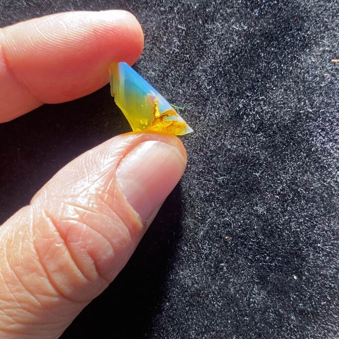 琥珀裸石未镶嵌多米尼加蓝珀裸石