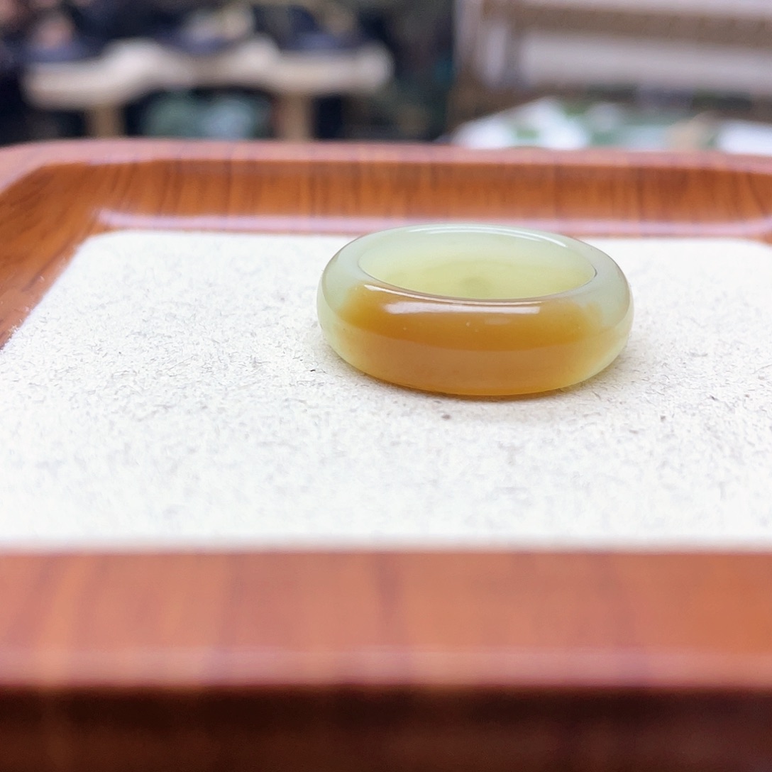 和田玉戒指未镶嵌红糖一口糖轮胎18.4