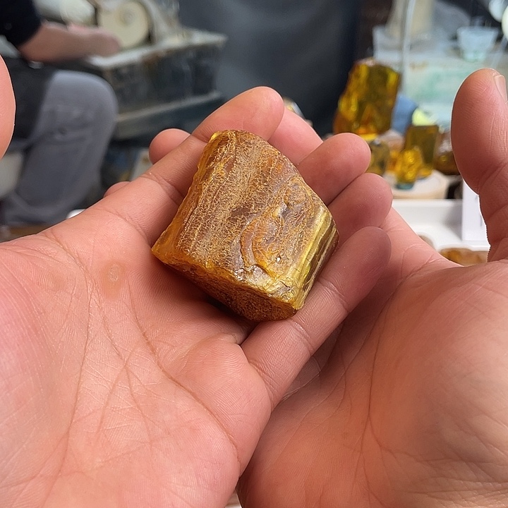 禾***子定制琥珀未镶嵌天然琥珀蜜蜡