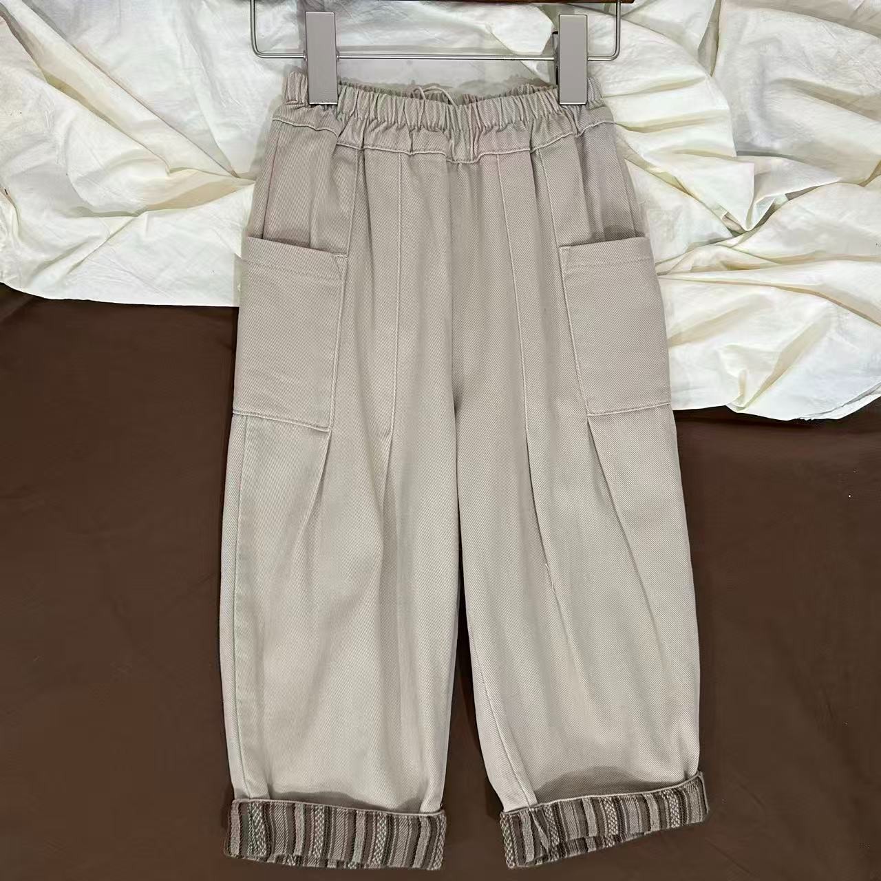 秋款女童直筒裤子春秋小童侧口袋翻折边磨毛休闲洋气儿童时尚长裤