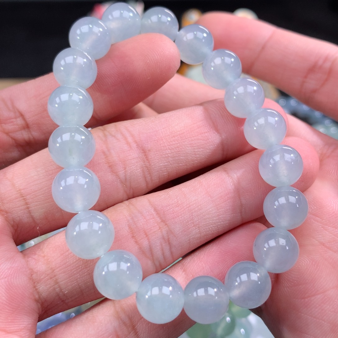 翡翠手链未镶嵌翡翠