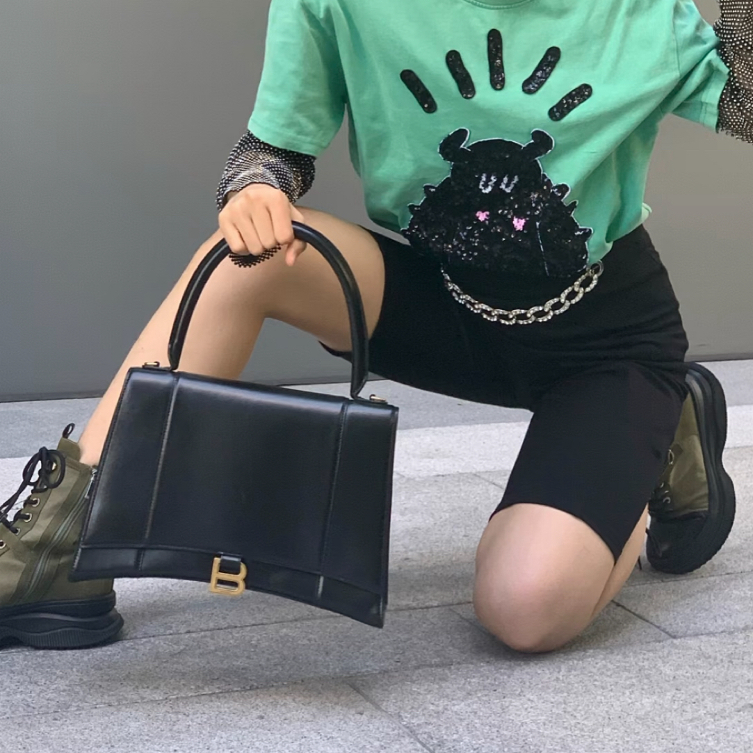 99新 Balenciaga/巴黎世家 99新-黑色金扣全皮沙漏包