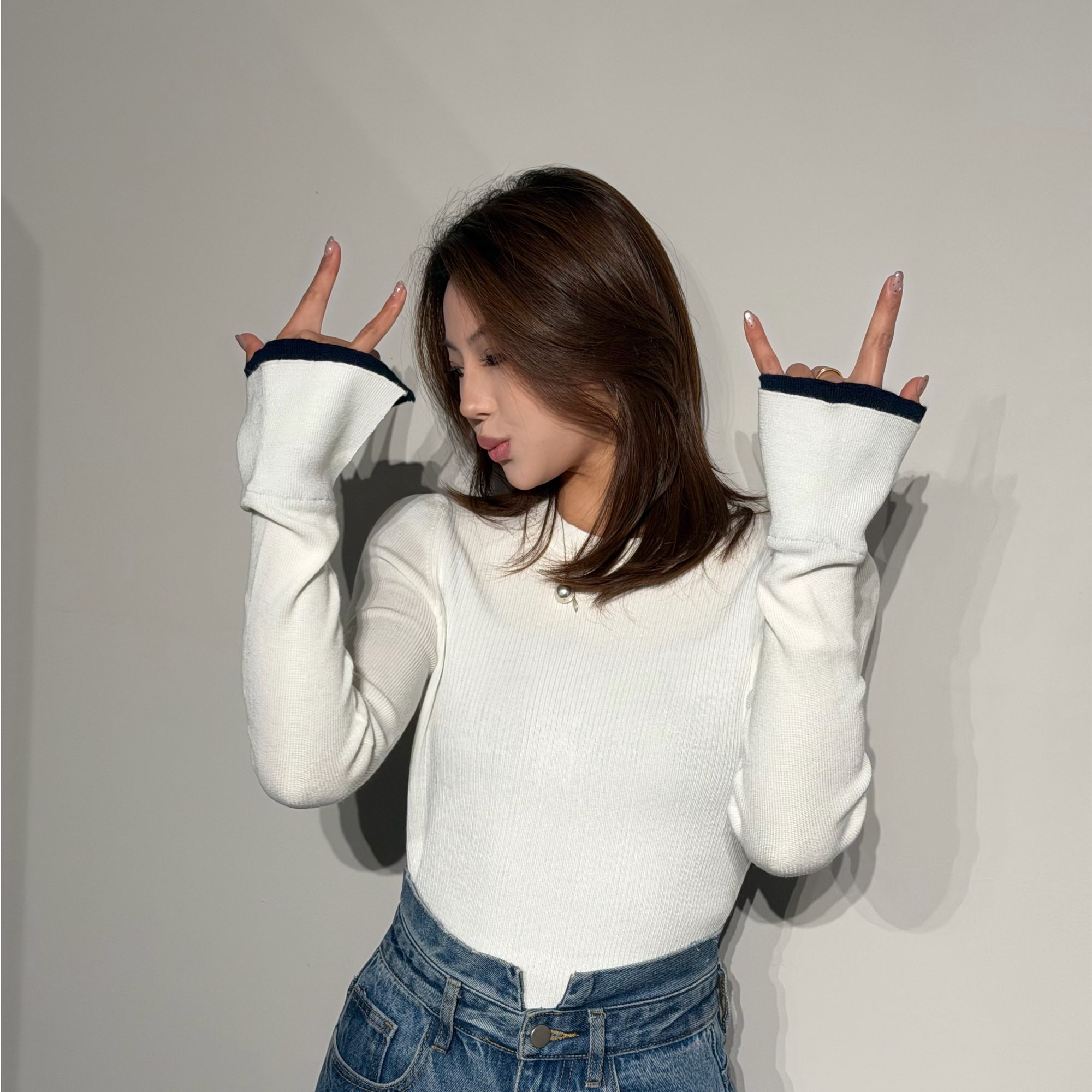 2025秋冬东大门新款针织显瘦拼接袖高弹T