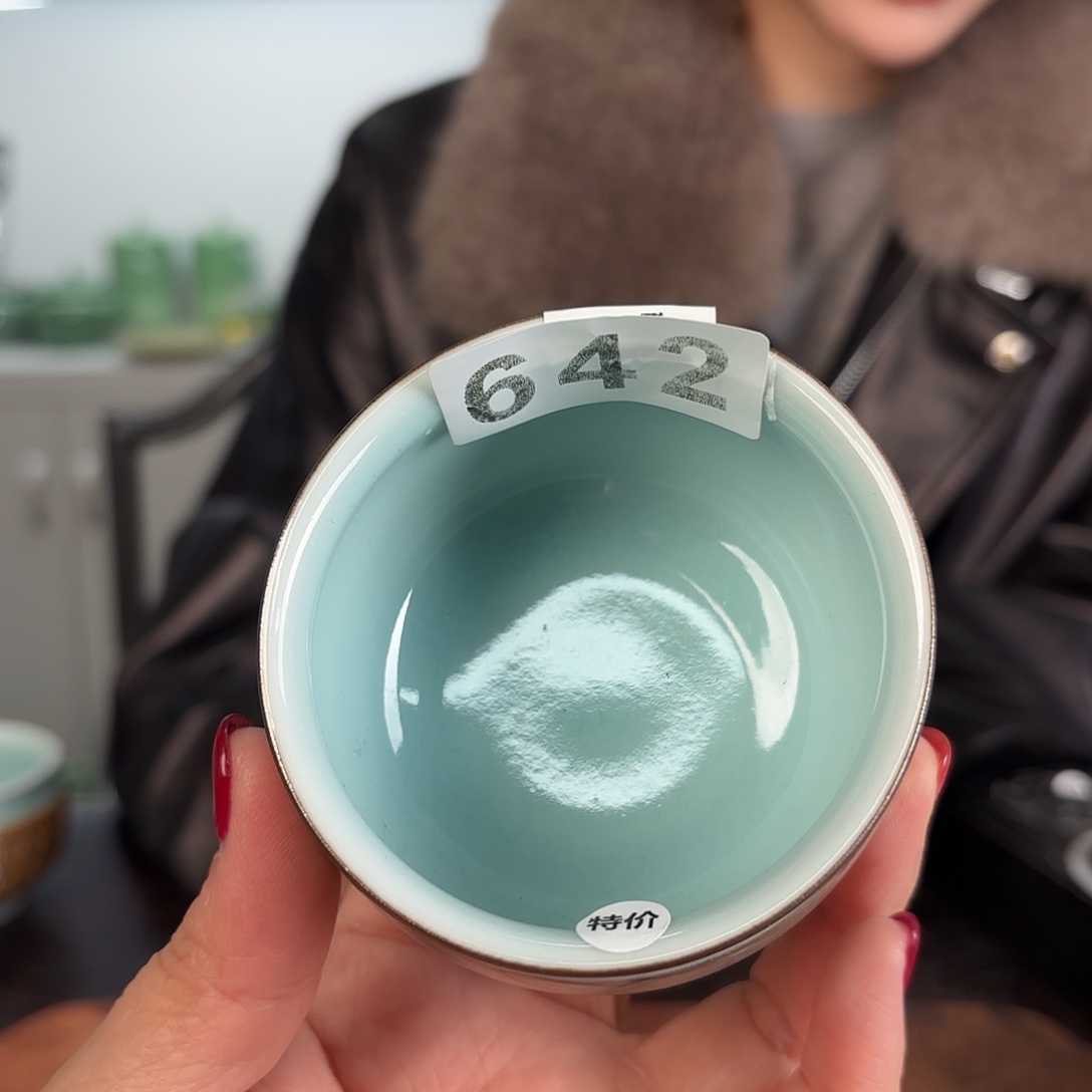 听***雨龙泉云间青瓷小米茶器