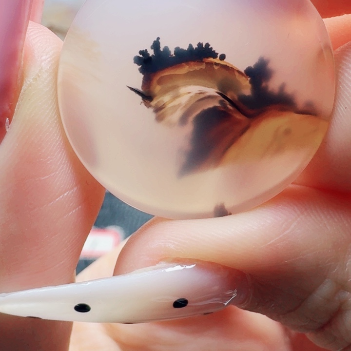 玛瑙/玉髓未镶嵌珠宝奇石