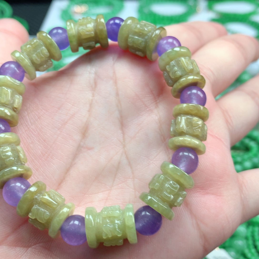 翡翠手链未镶嵌翡翠