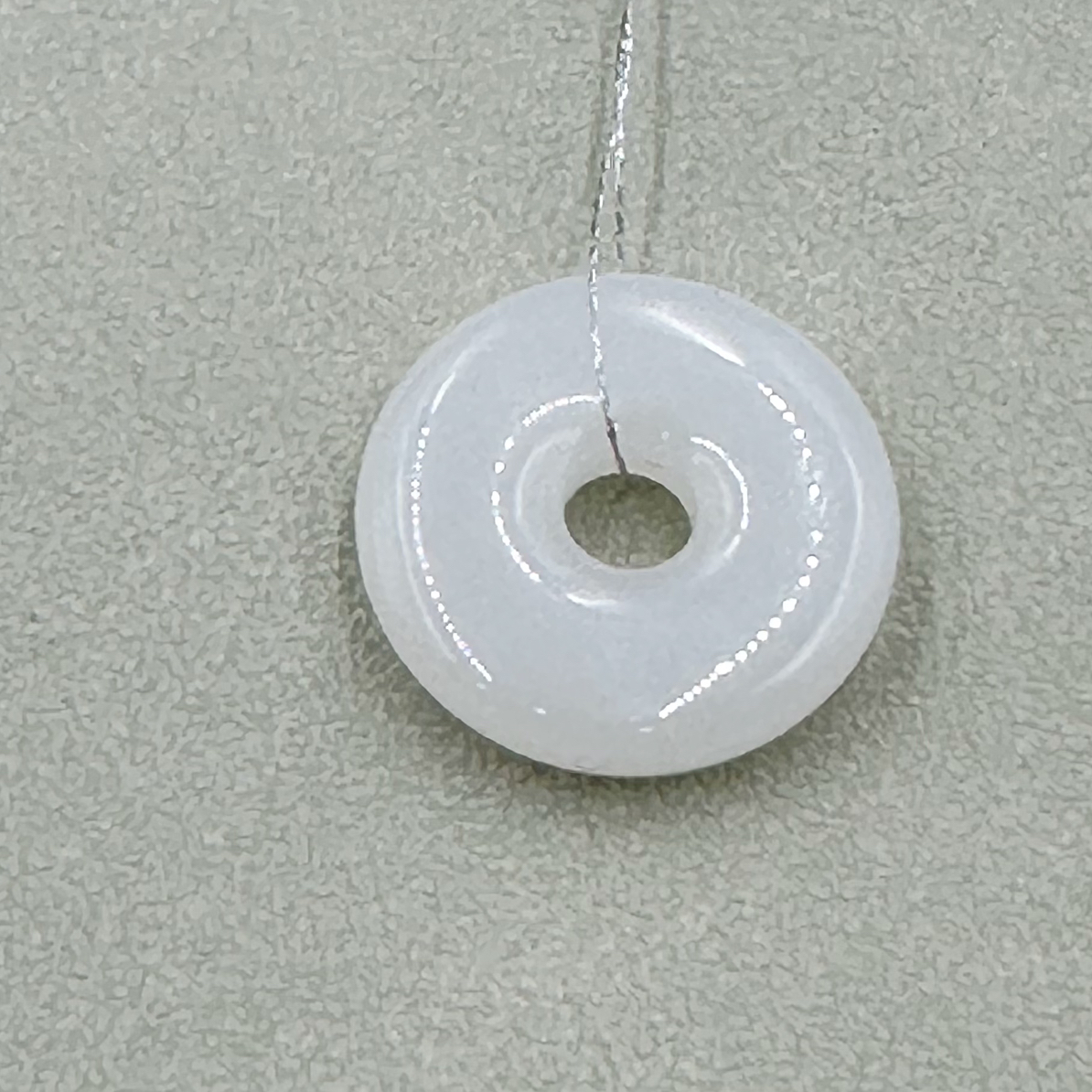 和田玉平安扣吊坠