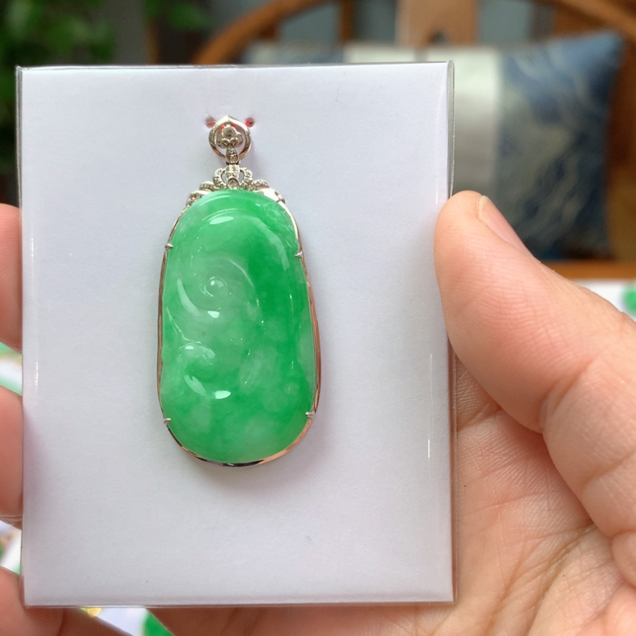 【闪购商品】翡翠颈饰18K金镶嵌翡翠首饰