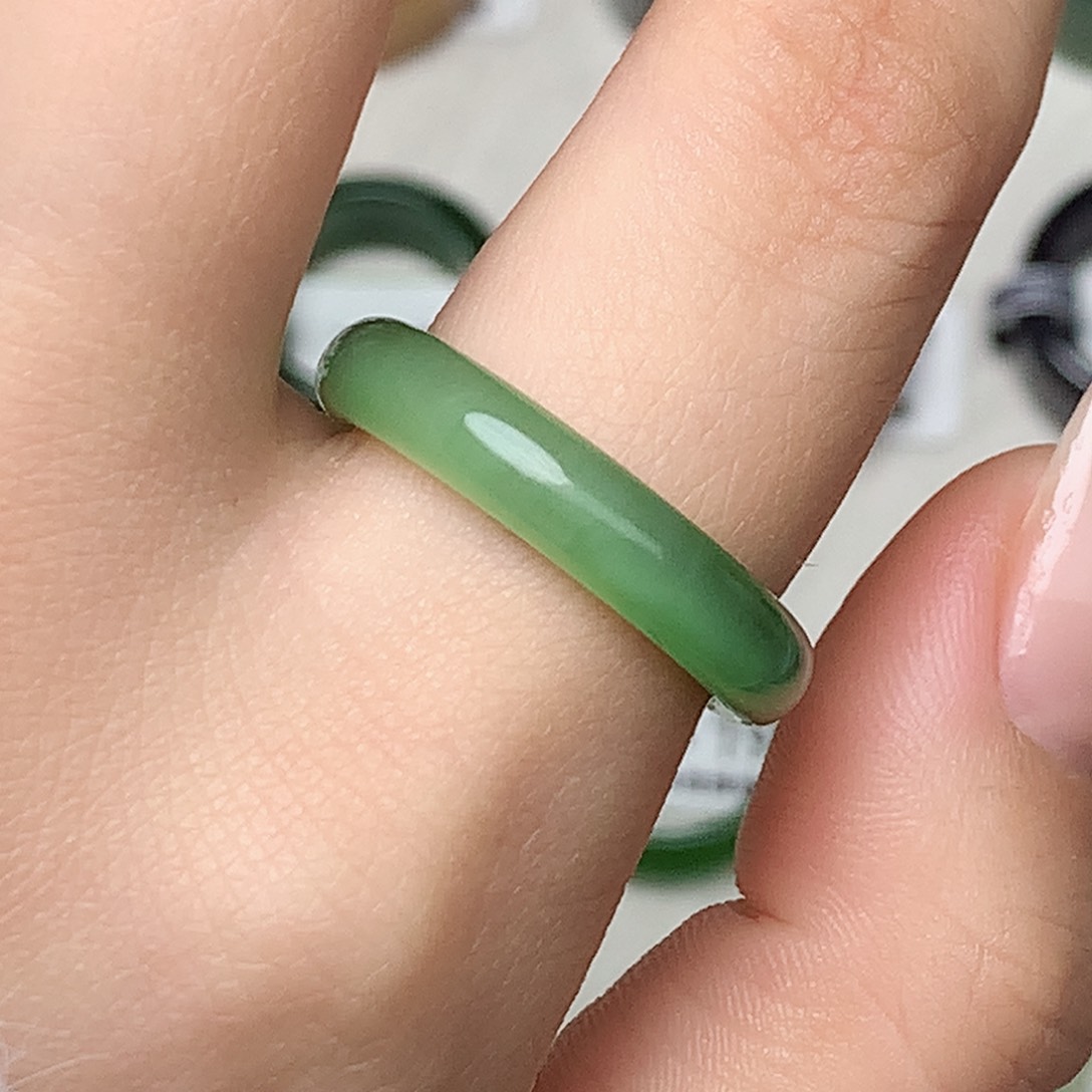 未镶嵌戒指和田玉18.0