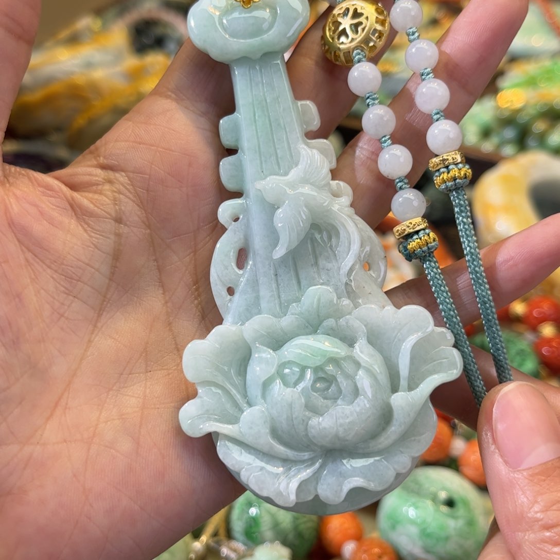 翡翠颈饰未镶嵌待编款