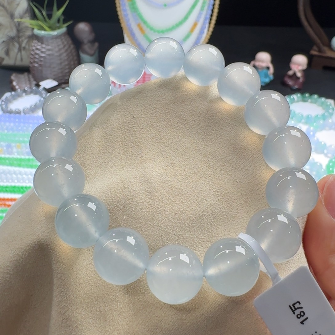 翡翠未镶嵌手链霸气十足！高冰淡蓝单圈13mm