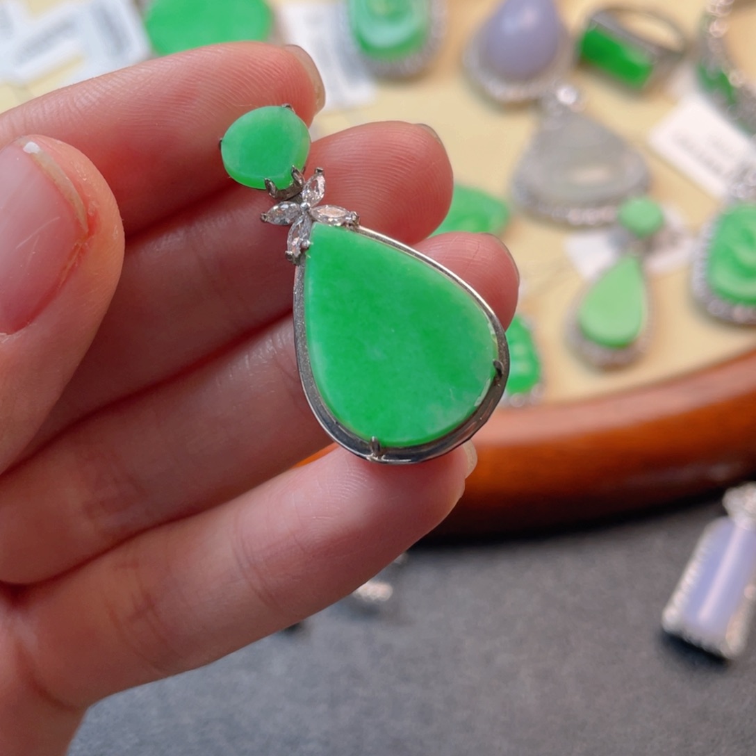 翡翠吊坠(不含链)银S925镶嵌