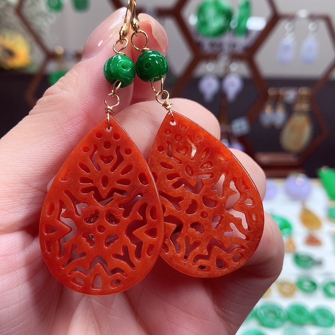 翡翠耳饰未镶嵌天然翡翠