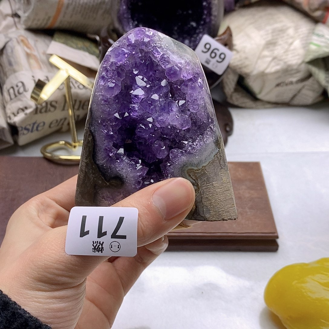 紫晶大型摆件（非配饰）未镶嵌