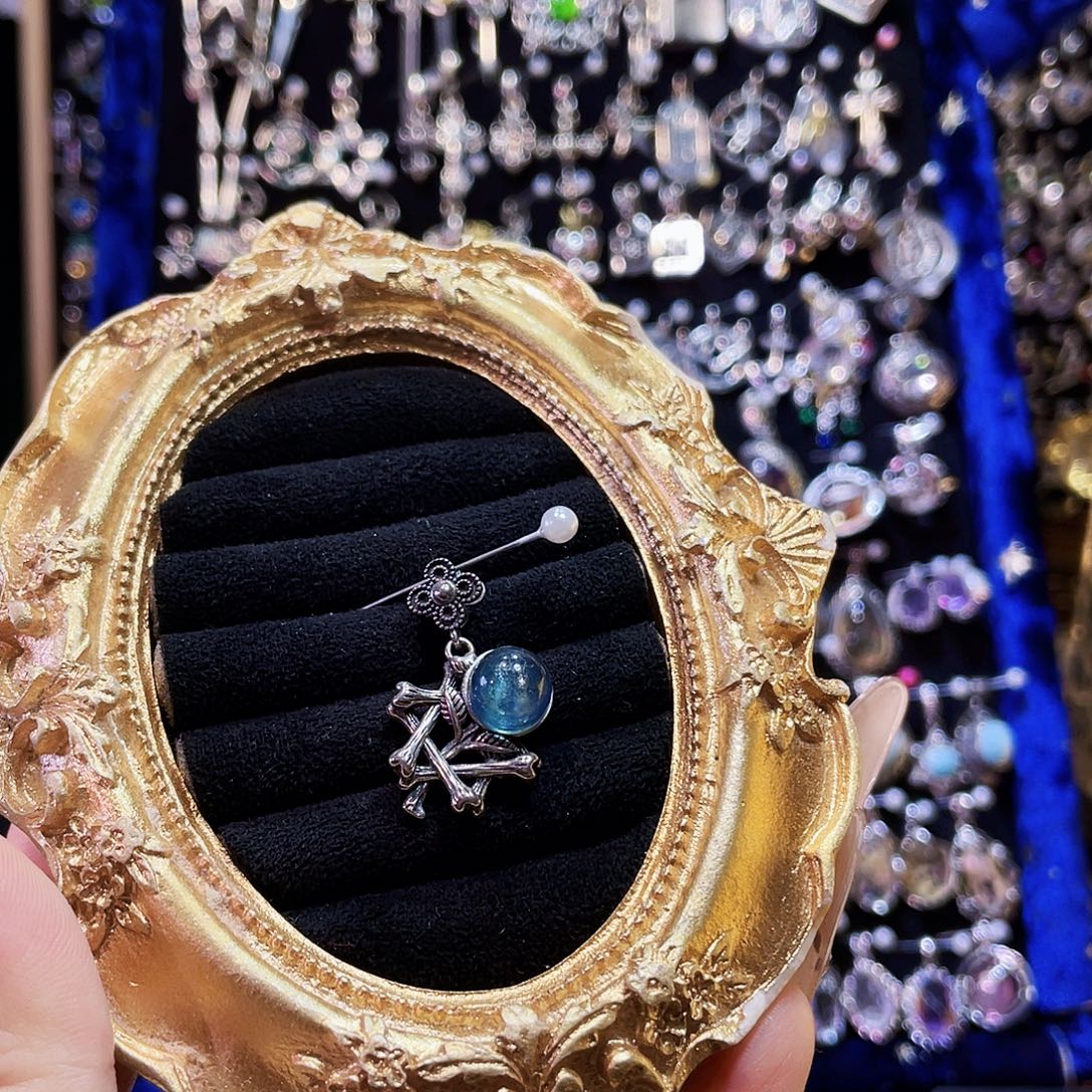 925银蓝爆闪骷髅吊坠（特清不退换）