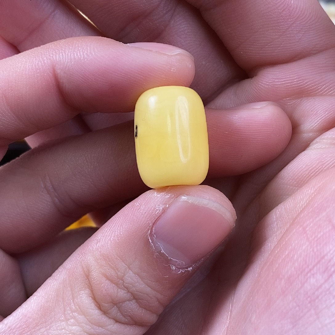 琥珀裸石未镶嵌微瑕