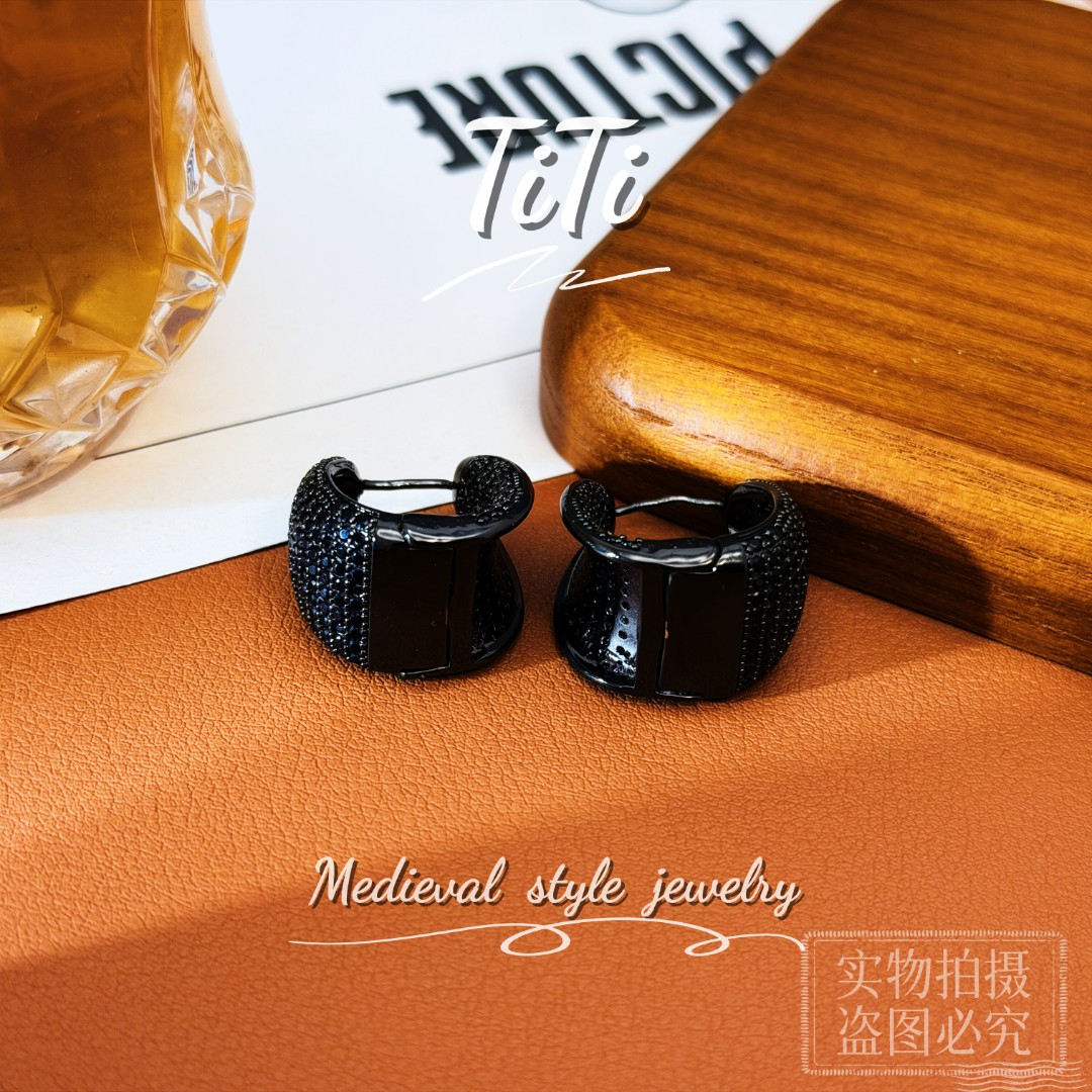 铜合金耳饰 HL280【TITI专属】暗黑系高贵法式点缀耳环