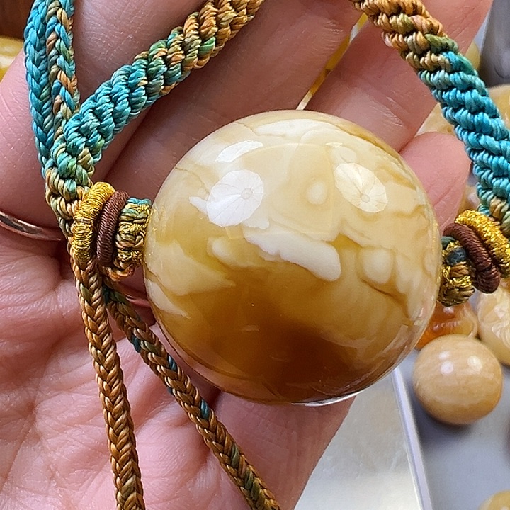 蜜蜡颈饰未镶嵌蜜蜡