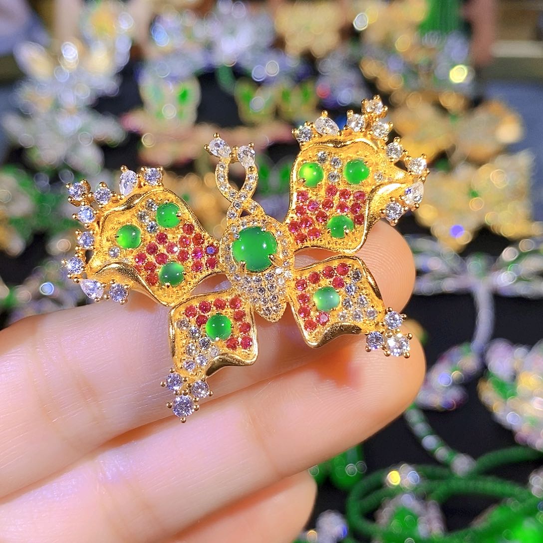 颈饰银S925镶嵌翡翠