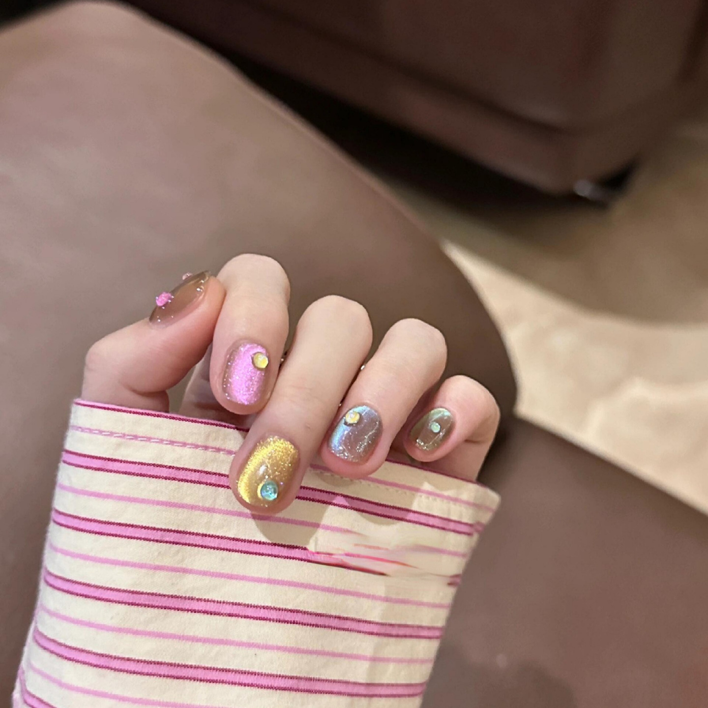 【鎏金指艺】夏日彩虹人鱼珠多巴胺猫眼美甲小短甲显白纯手工穿戴甲