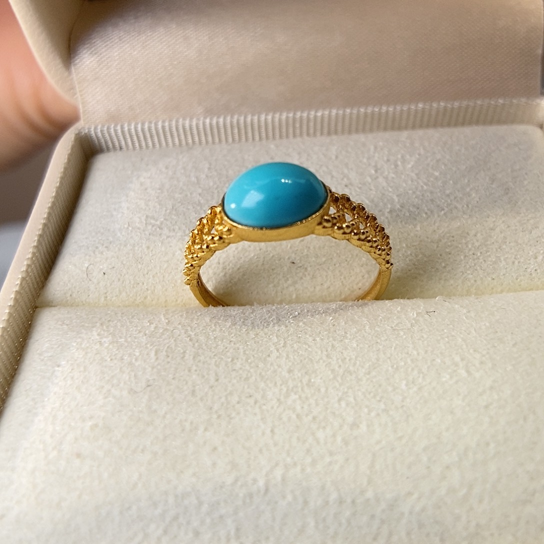 绿松石戒指18K金镶嵌蛋面