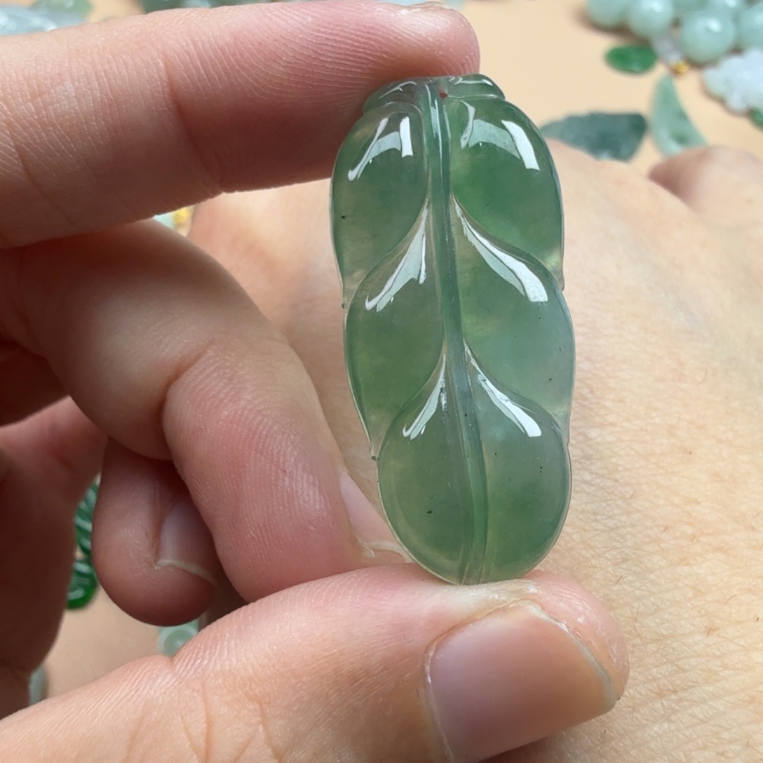 遗***真翡翠未镶嵌颈饰292