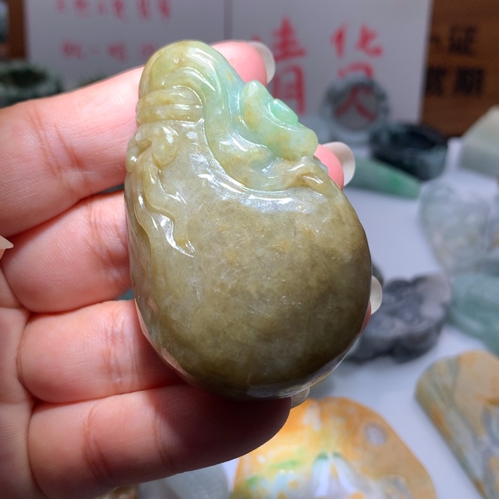翡翠未镶嵌颈饰保真天然A货翡翠