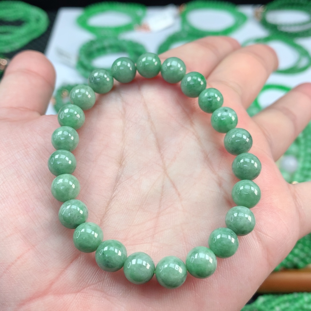 翡翠手链未镶嵌翡翠
