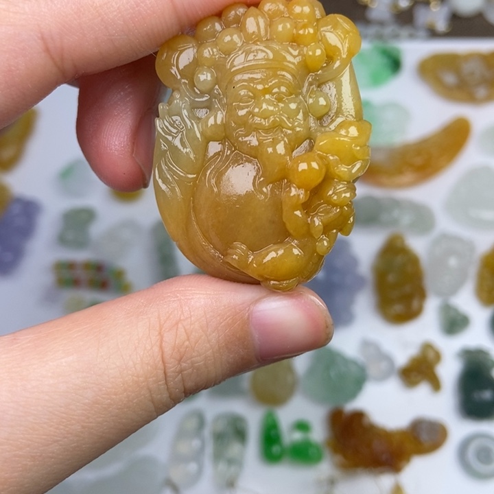 定制翡翠未镶嵌黄财