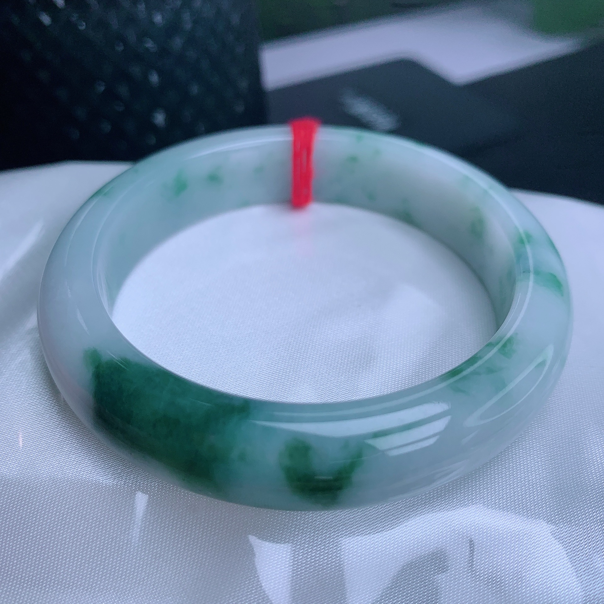 缅甸天然翡翠A货正圈57