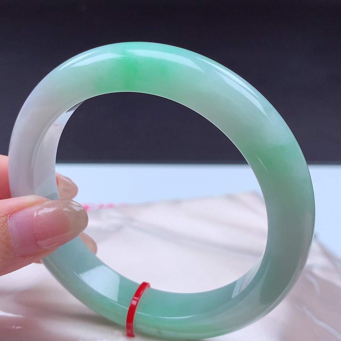 翡翠未镶嵌手镯002080 手镯