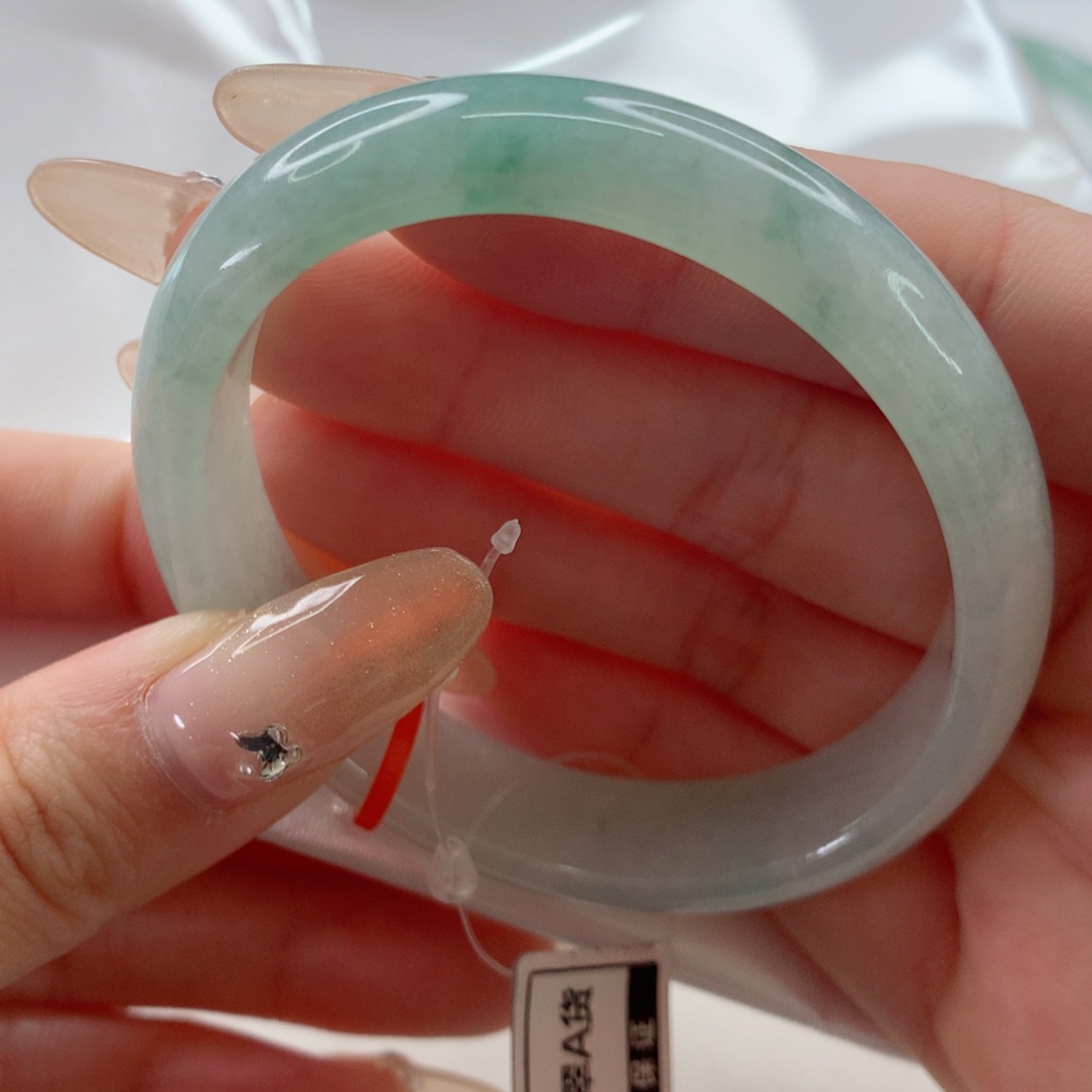 翡翠手镯未镶嵌56 贵妃