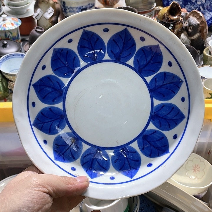 瓷片在你身边的人是你自己也