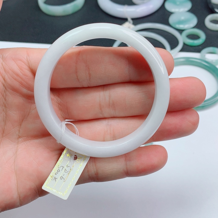 翡翠未镶嵌手镯55-56正圈