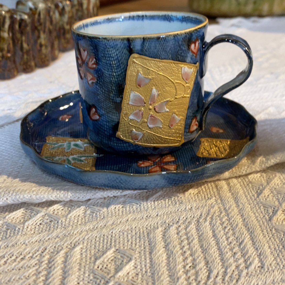 瓷片酒****调文山作咖啡杯