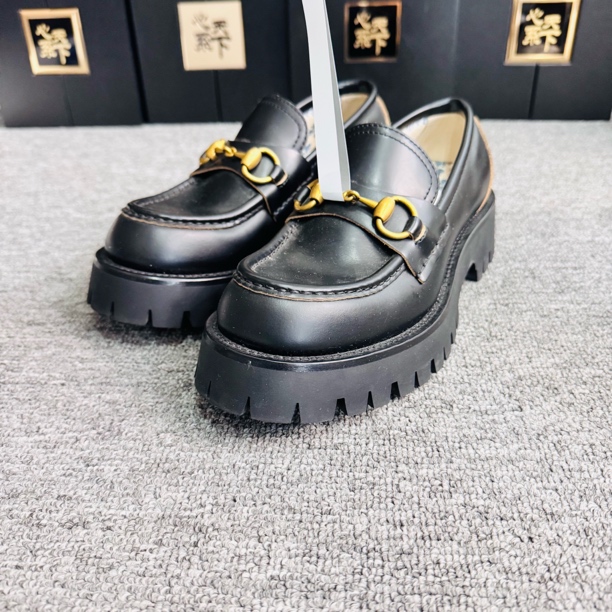 99新 GUCCI/古驰 马衔扣小蜜蜂乐福鞋36码ysc1650