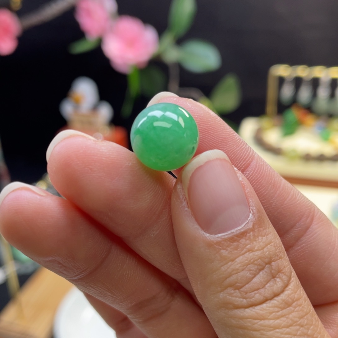 翡翠颈饰未镶嵌卡12